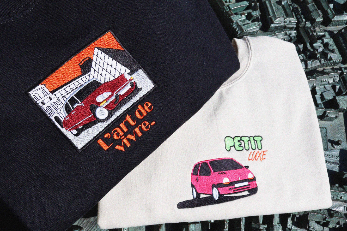 L'Art de Vivre Premium Crewneck